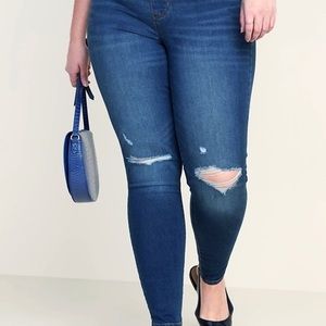 Old Navy Rockstar Mid-Rise Dark Blue Denim Elastic Rise Skinny Jeggings Size: 14